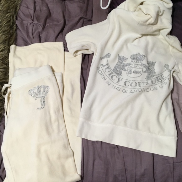 off white cream tracksuit